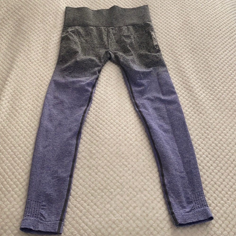 GYMSHARK - Gray/Purple Ombre Leggings